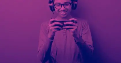 Netflix looks to captivate users on the second screen, as it prepares to bring mobile games to the service